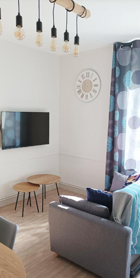Loudeac : Appartement T2 Chaleureux Centre Ville Luaran gambar